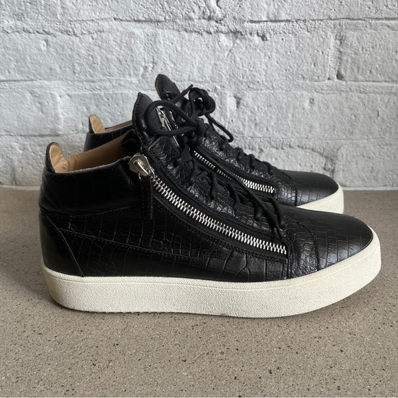 Giuseppe Zanotti Kriss Crocodile-Effect Leather Sneakers - Picture 6 of 10